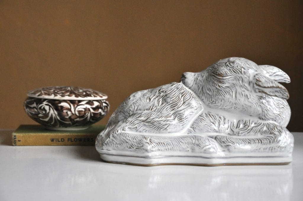 A charming fawn sculpture in white ceramic from the Yarnnakarn ceramics studio in Bangkok, Thailand.