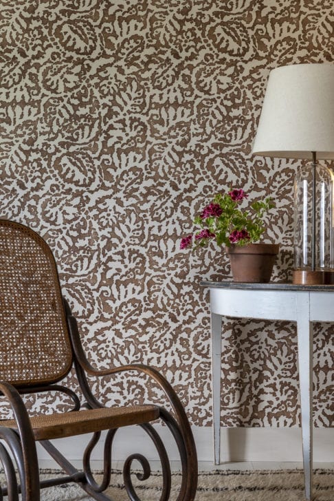 Brown patterned wallpaper in the Italianate palazzo style in 'Majolica' in Gaucho from Telescope Style.