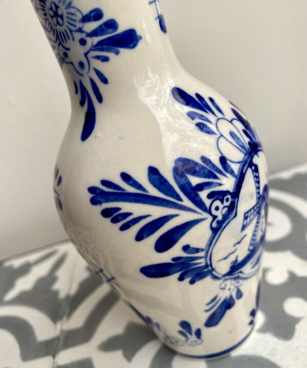 Pretty detailing on Dutch Delft ceramics.