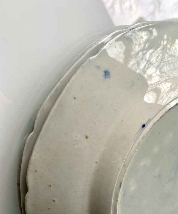 Scalloped detailing on antique pearlware.