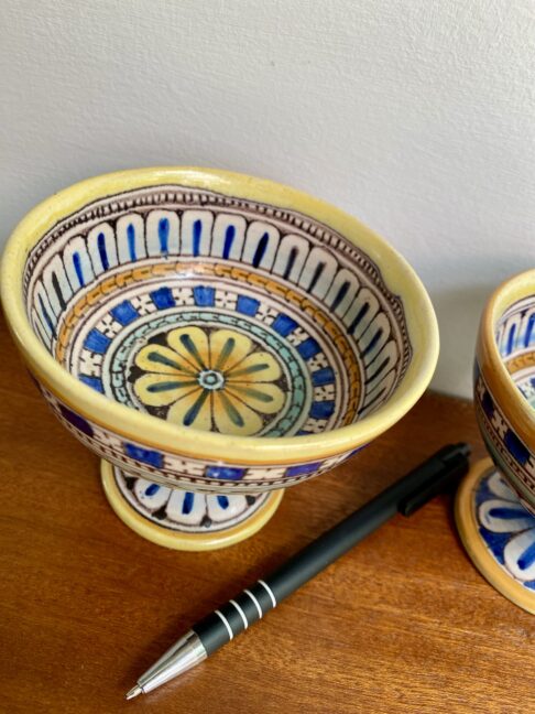 A vintage Italian ceramic pot with a pen for scale.